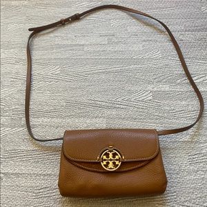 Tory Burch Miller wallet crossbody w/detachable strap